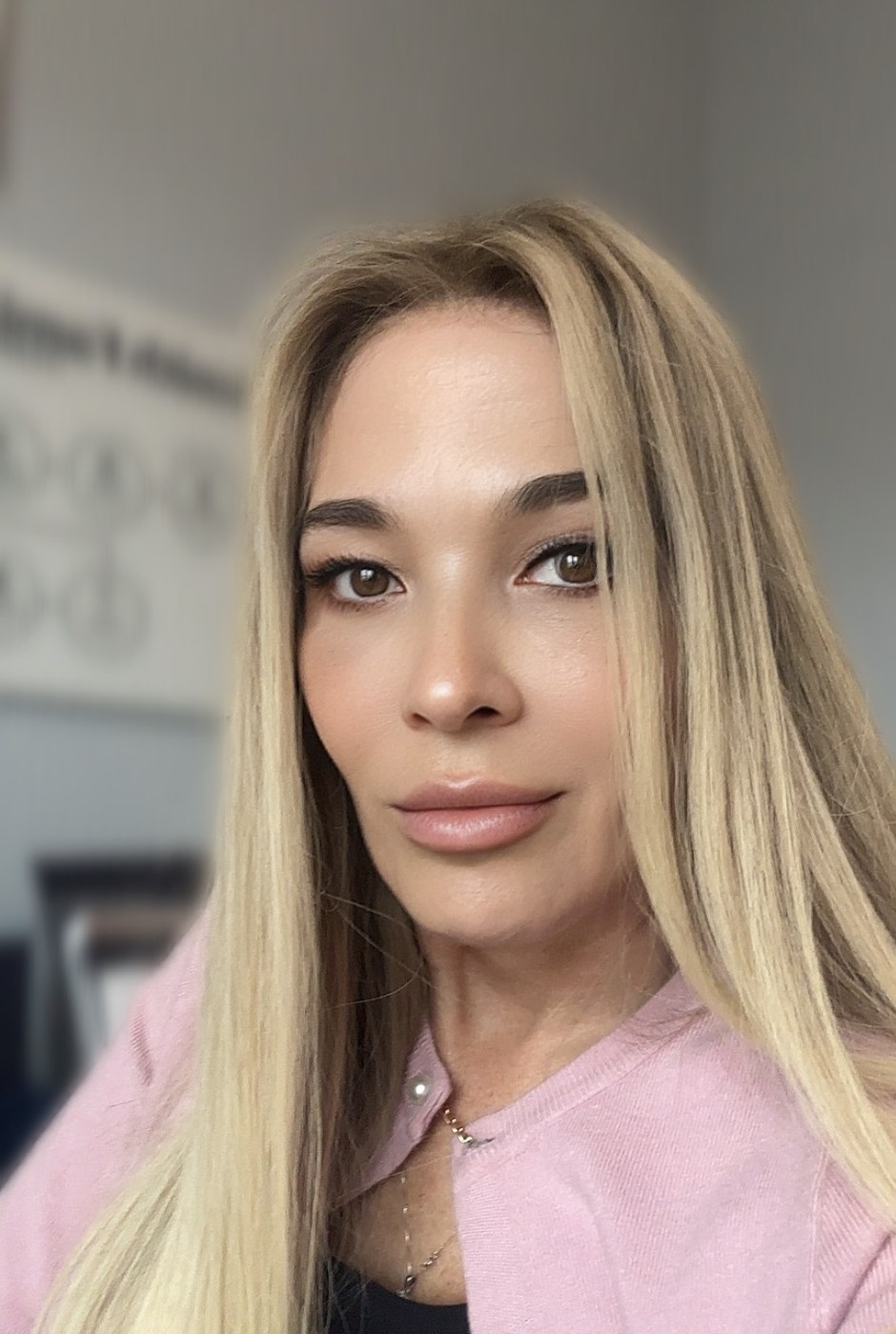 Portrait of Dannielle Grassa, listing agent for Smith Family Homes